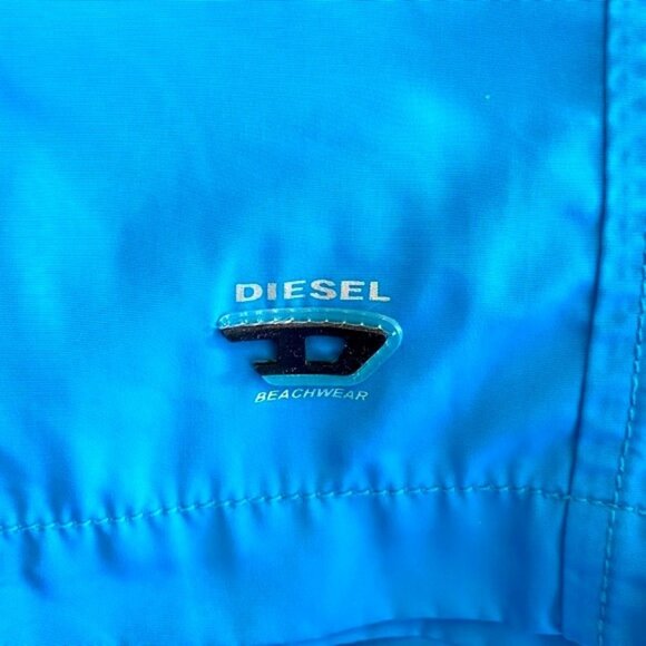 Diesel beachwear peacock blue lightweight swim trunks. Men's size 30 - Picture 3 of 14
